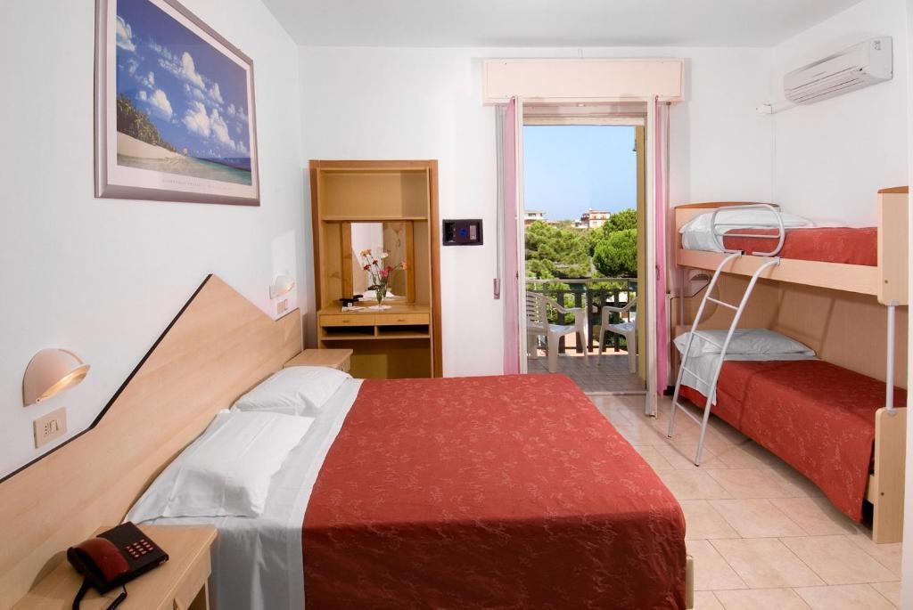 קרביה Hotel Levante חדר תמונה